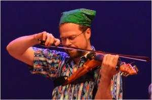David Wallace gives an emotional electric viola performance at the 2013 MWROC Festival